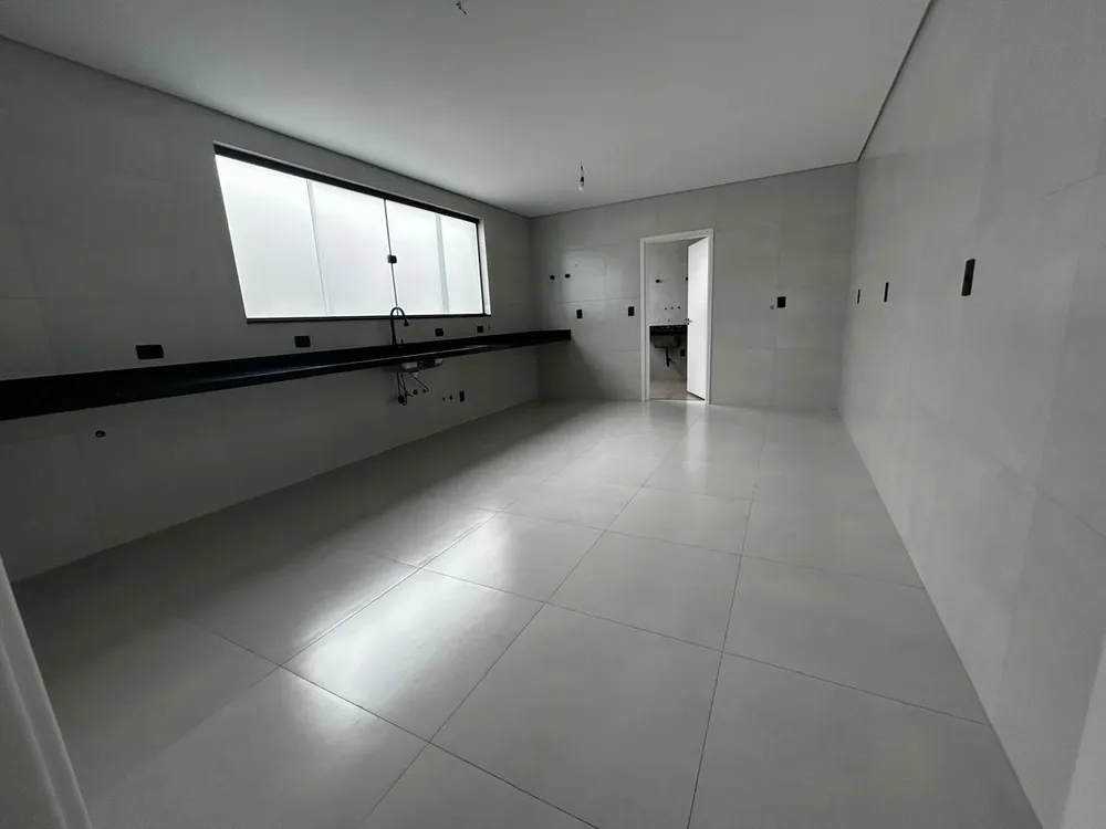 Casa, 3 quartos, 290 m² - Foto 21