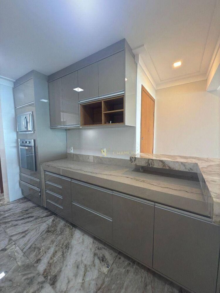 Apartamento à venda com 3 quartos - Foto 5