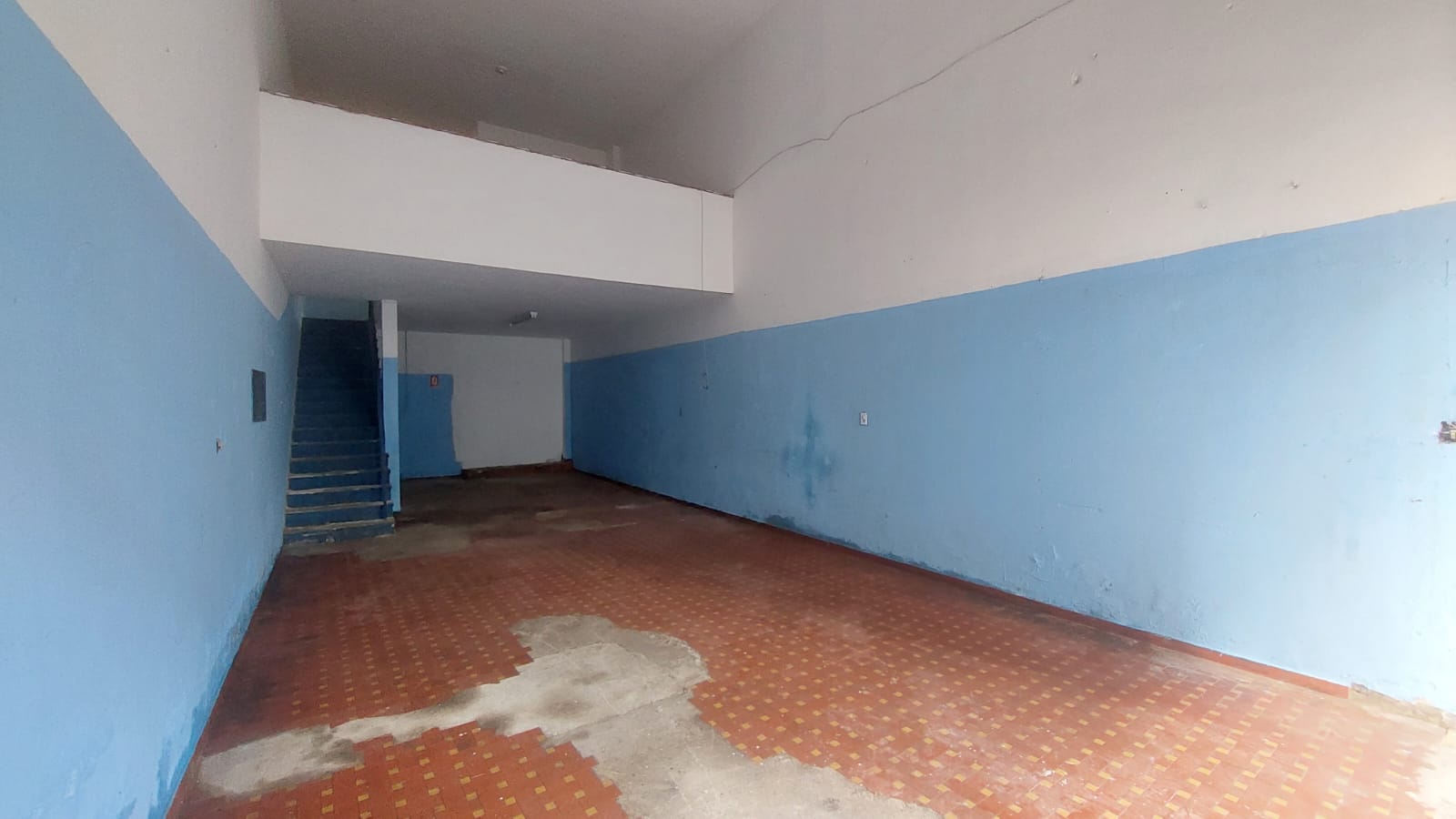 Loja-Salão para alugar, 75m² - Foto 2