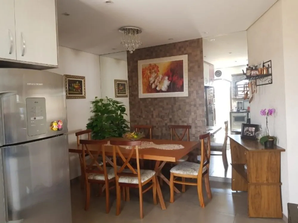 Sobrado, 3 quartos, 220 m² - Foto 2