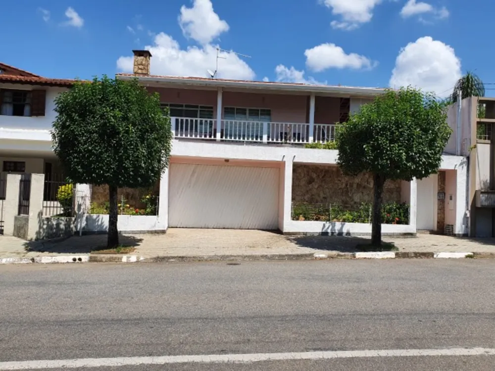 Sobrado, 4 quartos, 380 m² - Foto 2