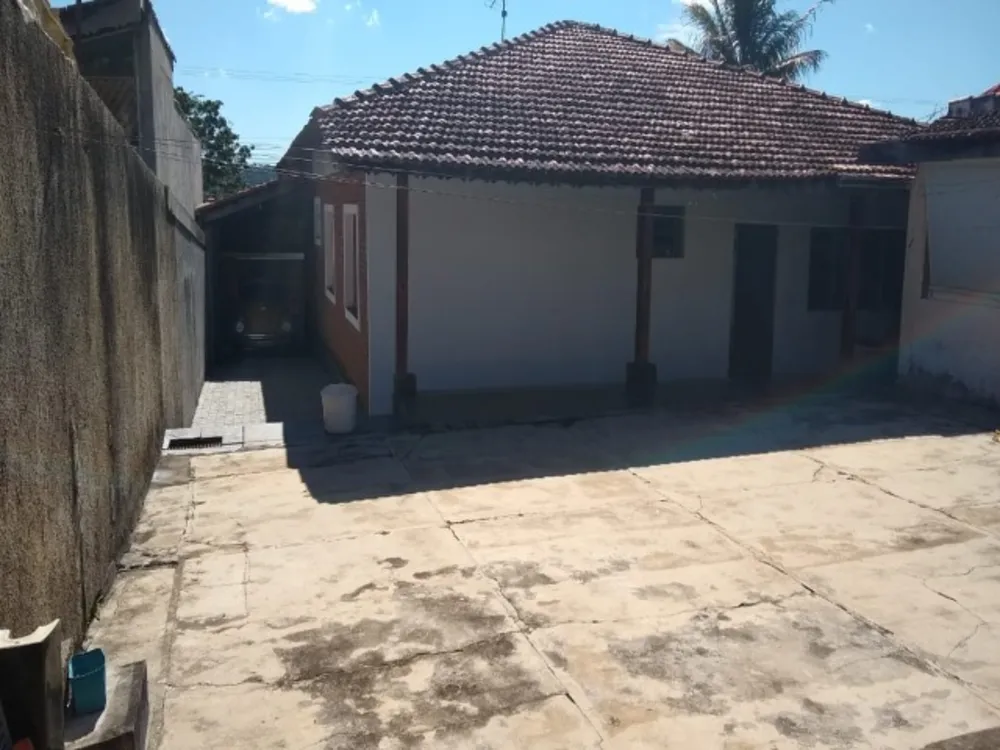 Casa, 2 quartos, 230 m² - Foto 1