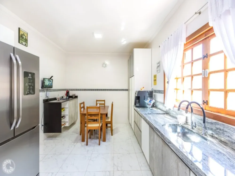 Casa, 3 quartos, 287 m² - Foto 2
