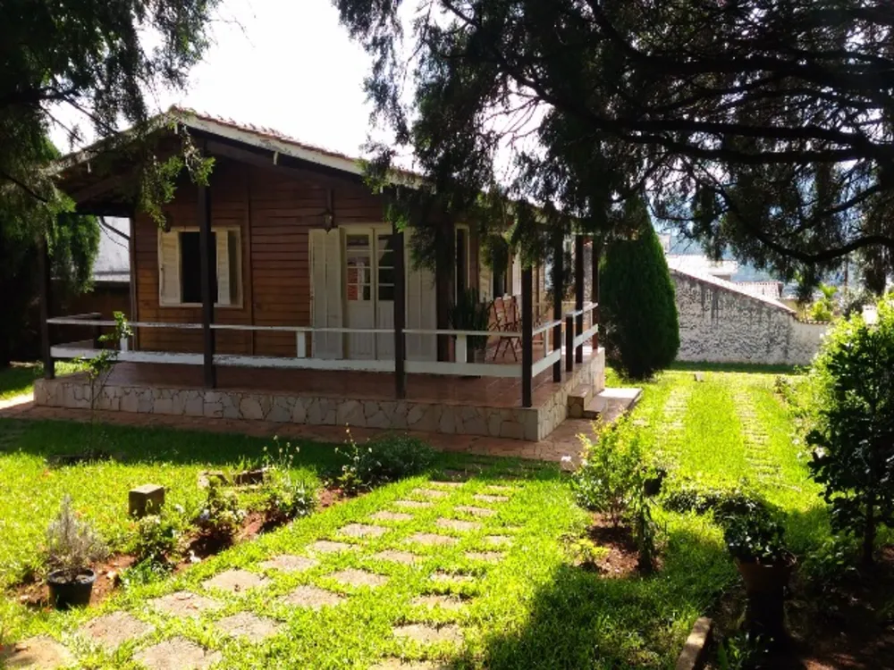 Casa, 3 quartos, 208 m² - Foto 1