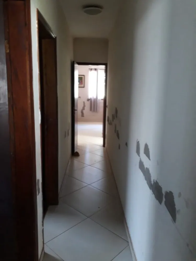 Casa, 5 quartos, 180 m² - Foto 4