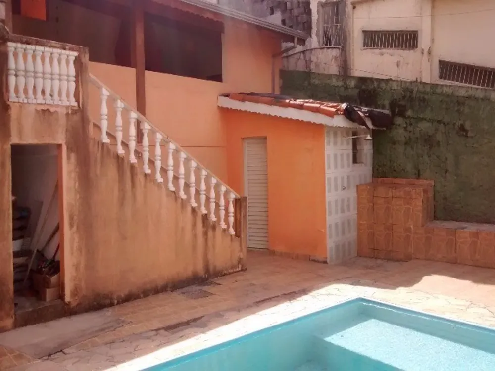 Sobrado, 2 quartos, 352 m² - Foto 1