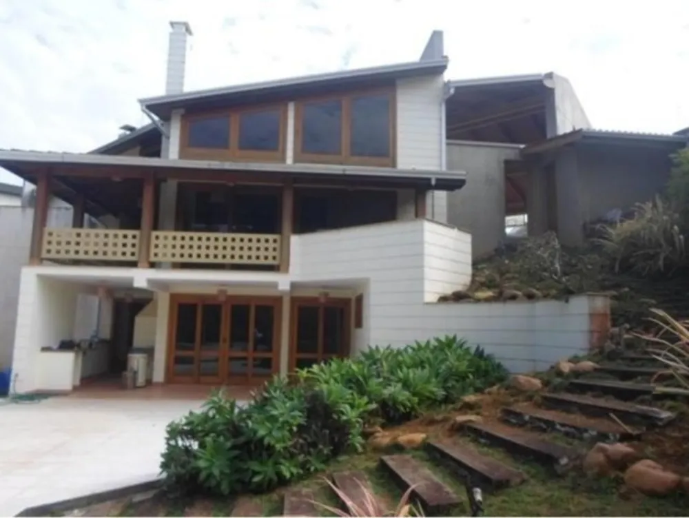 Sobrado, 3 quartos, 606 m² - Foto 1