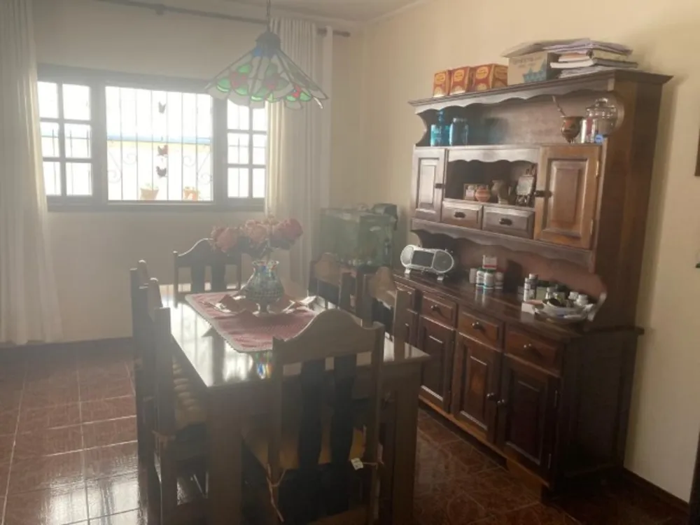 Casa, 3 quartos, 250 m² - Foto 2