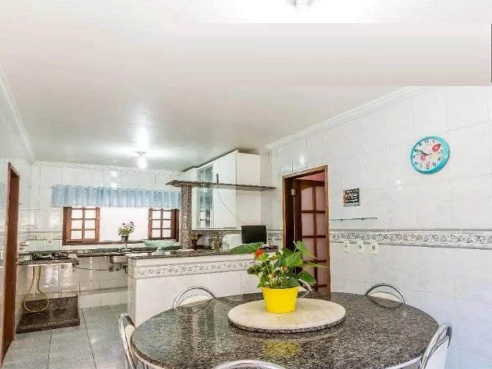 Sobrado, 5 quartos, 340 m² - Foto 4
