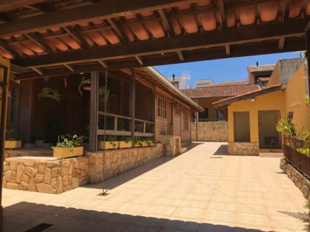 Sobrado, 6 quartos, 200 m² - Foto 4