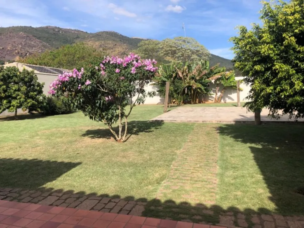 Casa, 3 quartos, 315 m² - Foto 1