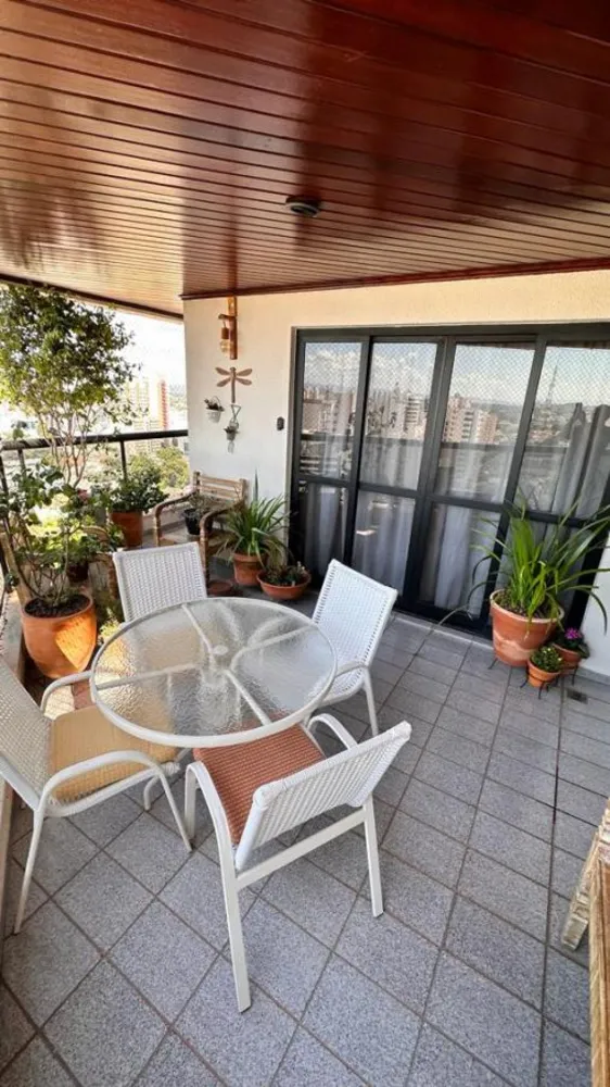 Apartamento, 4 quartos, 235 m² - Foto 11