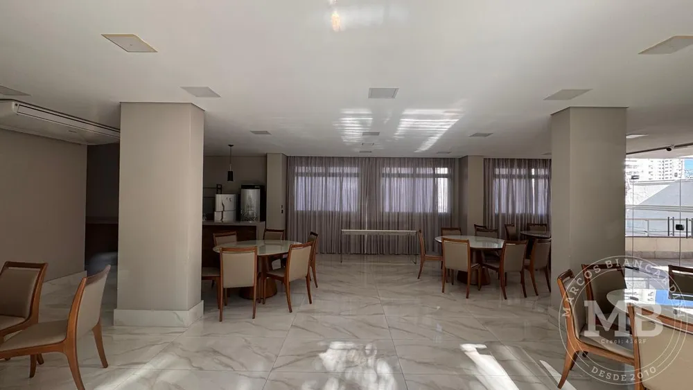 Apartamento, 3 quartos, 190 m² - Foto 2