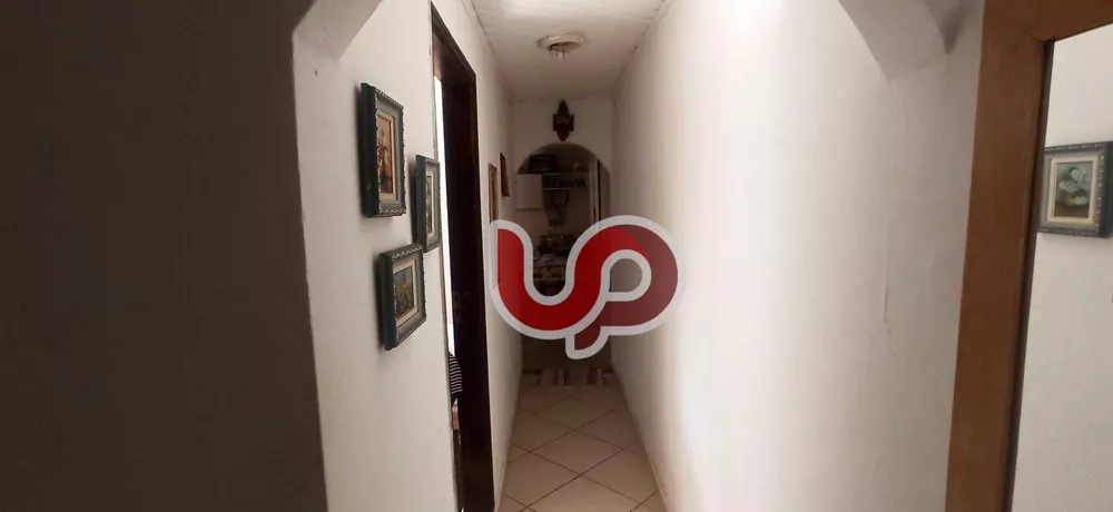 Casa, 3 quartos, 250 m² - Foto 2