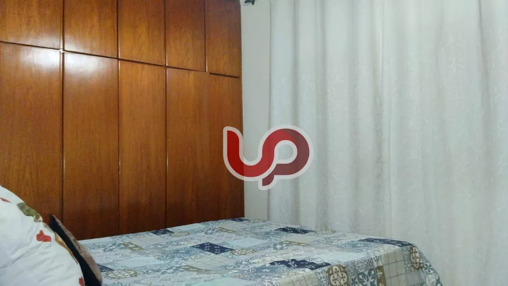 Casa, 5 quartos, 136 m² - Foto 4
