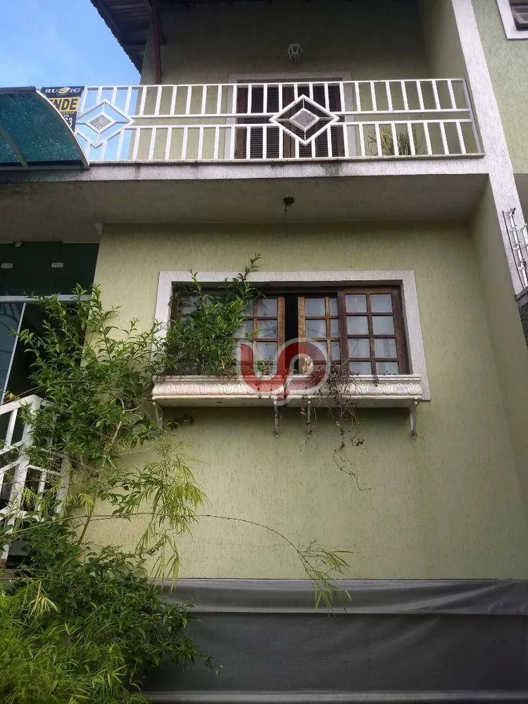 Sobrado, 3 quartos, 200 m² - Foto 1