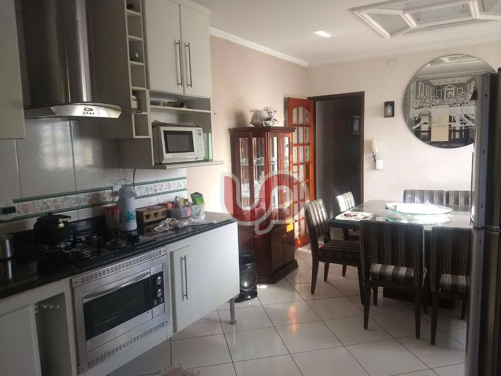 Sobrado, 3 quartos, 200 m² - Foto 8