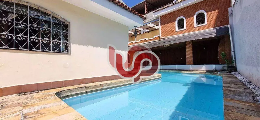Casa, 3 quartos, 275 m² - Foto 13