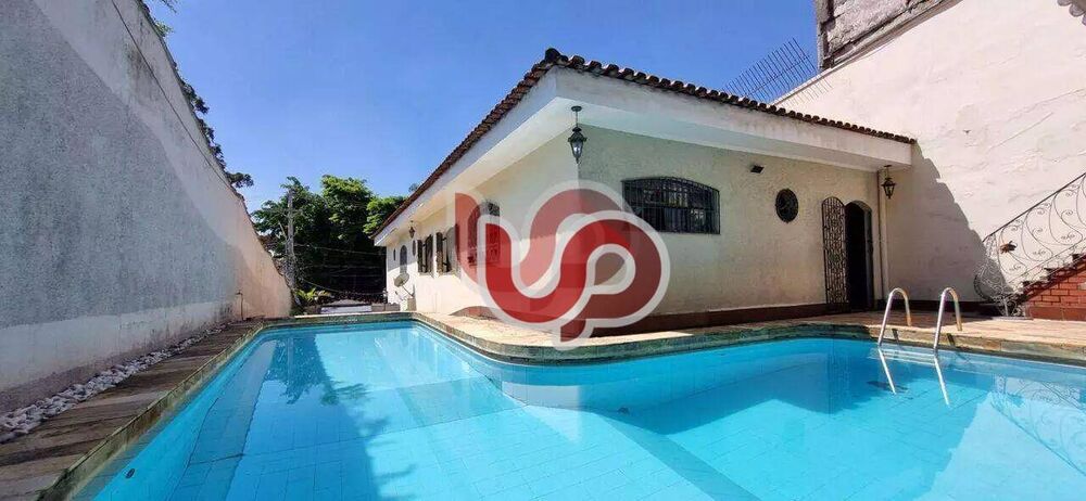 Casa, 3 quartos, 275 m² - Foto 6