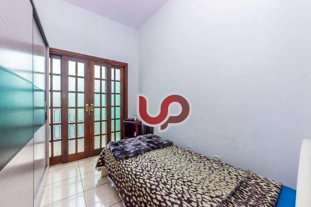Casa à venda com 3 quartos, 132m² - Foto 3