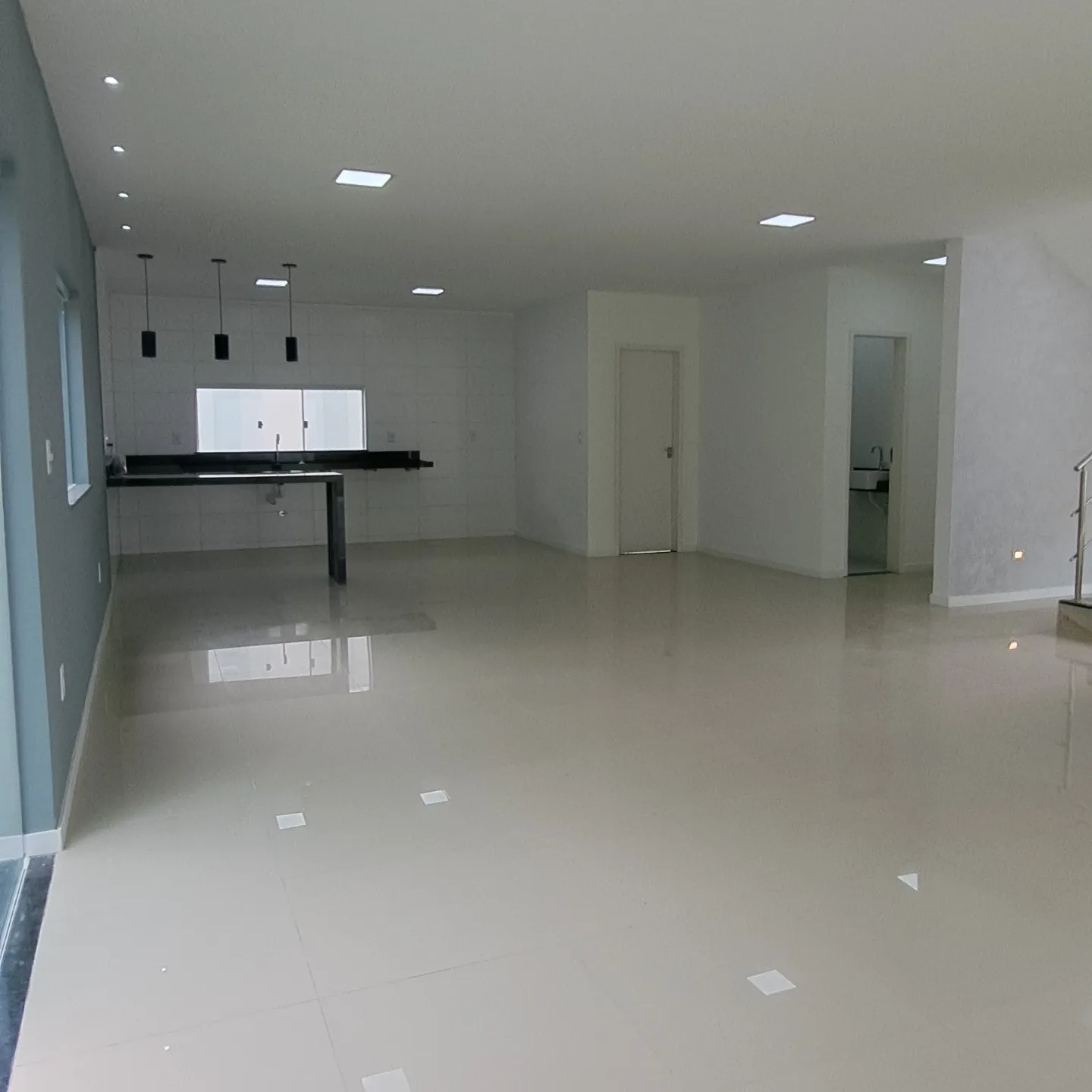 Casa à venda com 5 quartos, 350m² - Foto 3