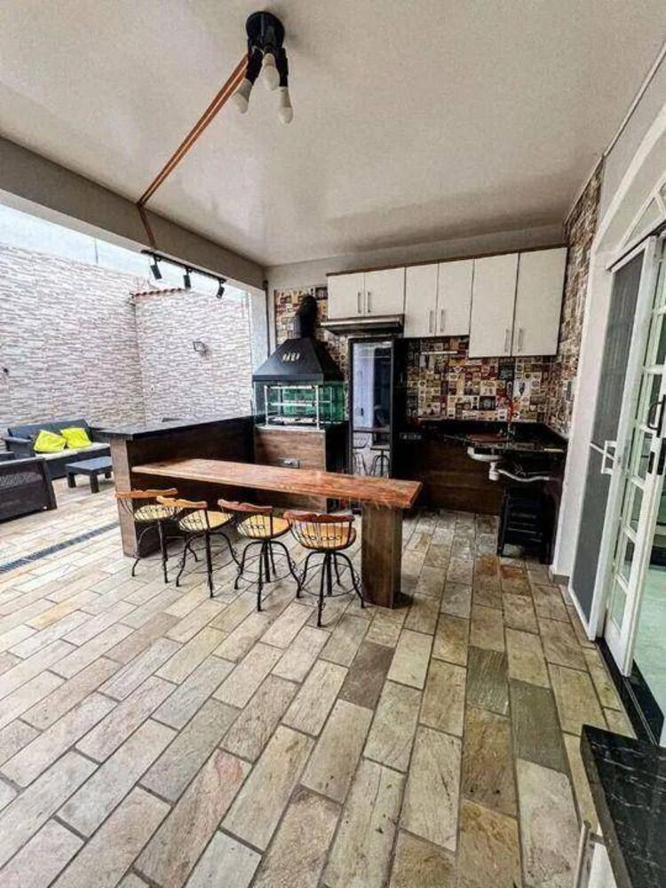 Sobrado, 4 quartos, 254 m² - Foto 3