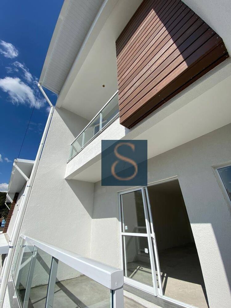 Casa à venda com 3 quartos, 120m² - Foto 3