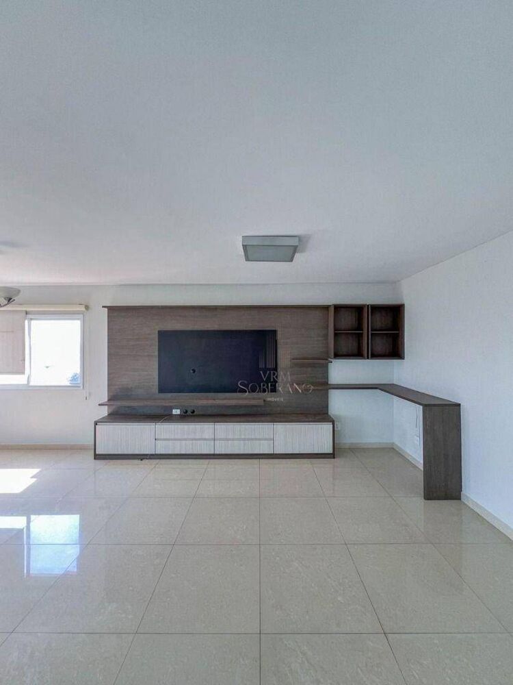 Apartamento, 4 quartos, 233 m² - Foto 2