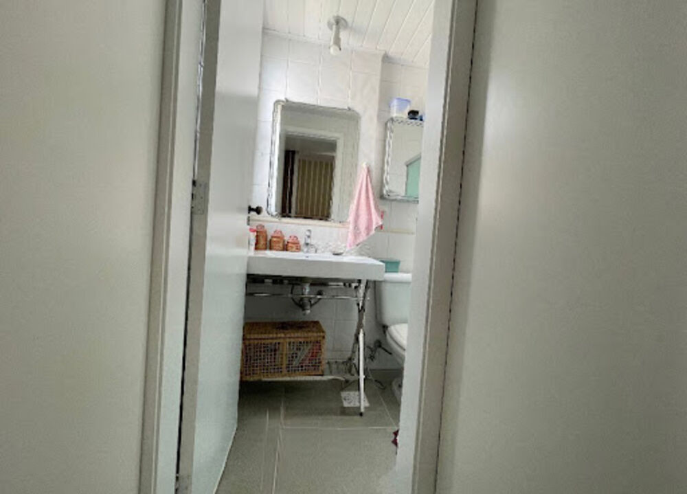 Apartamento à venda com 3 quartos, 75m² - Foto 2