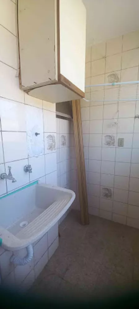 Apartamento à venda com 2 quartos, 46m² - Foto 3