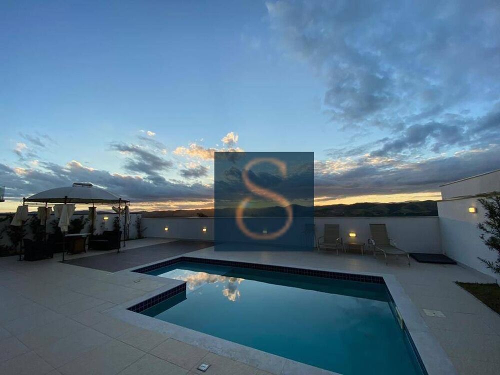 Sobrado, 4 quartos, 330 m² - Foto 1