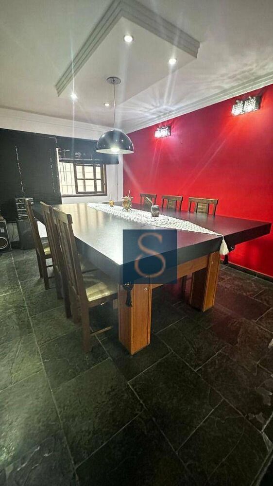 Sobrado, 4 quartos, 216 m² - Foto 2
