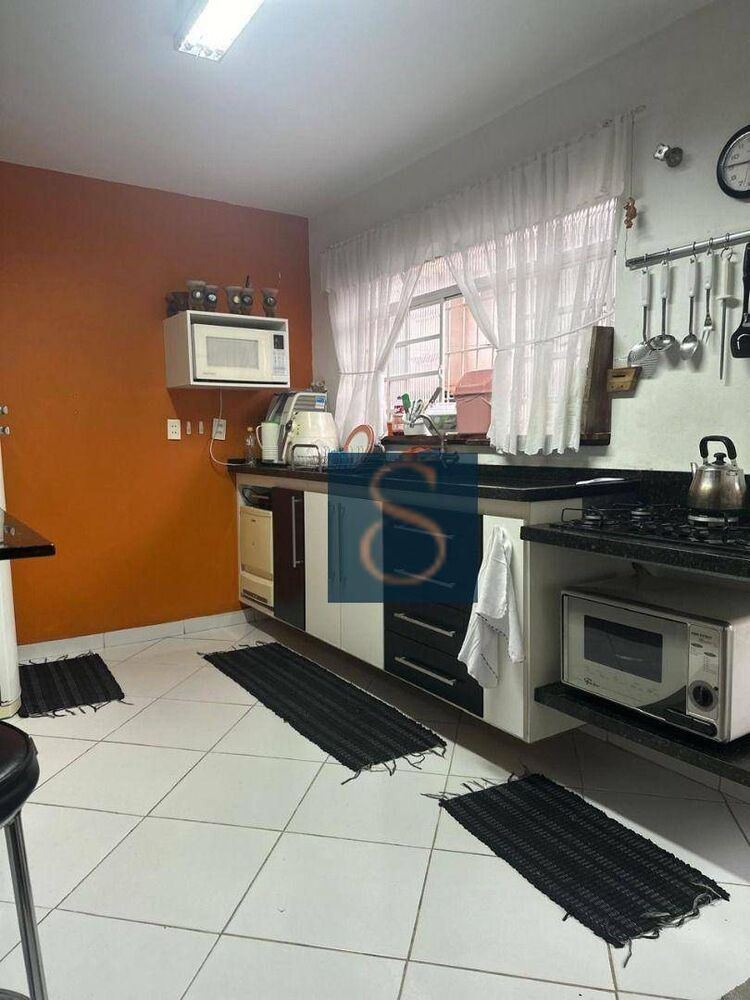 Sobrado, 4 quartos, 216 m² - Foto 4