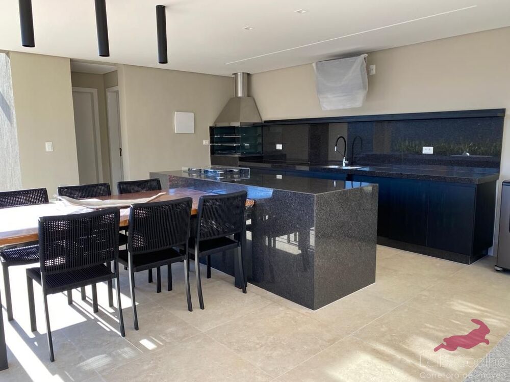 Casa de Condomínio à venda com 4 quartos, 330m² - Foto 11