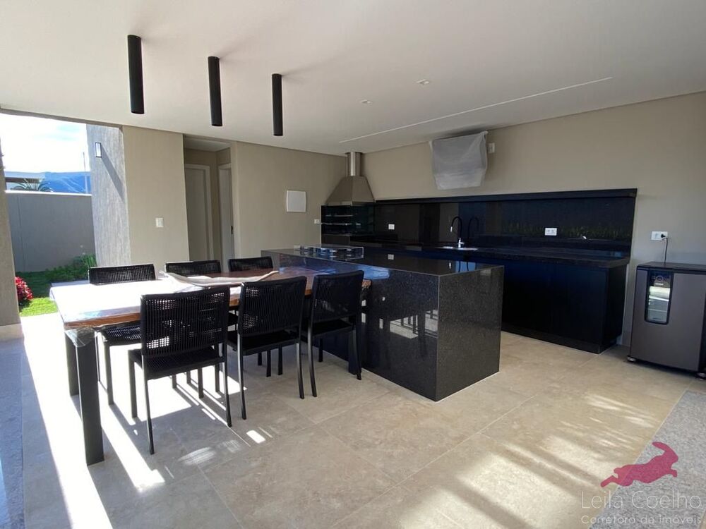 Casa de Condomínio à venda com 4 quartos, 330m² - Foto 9