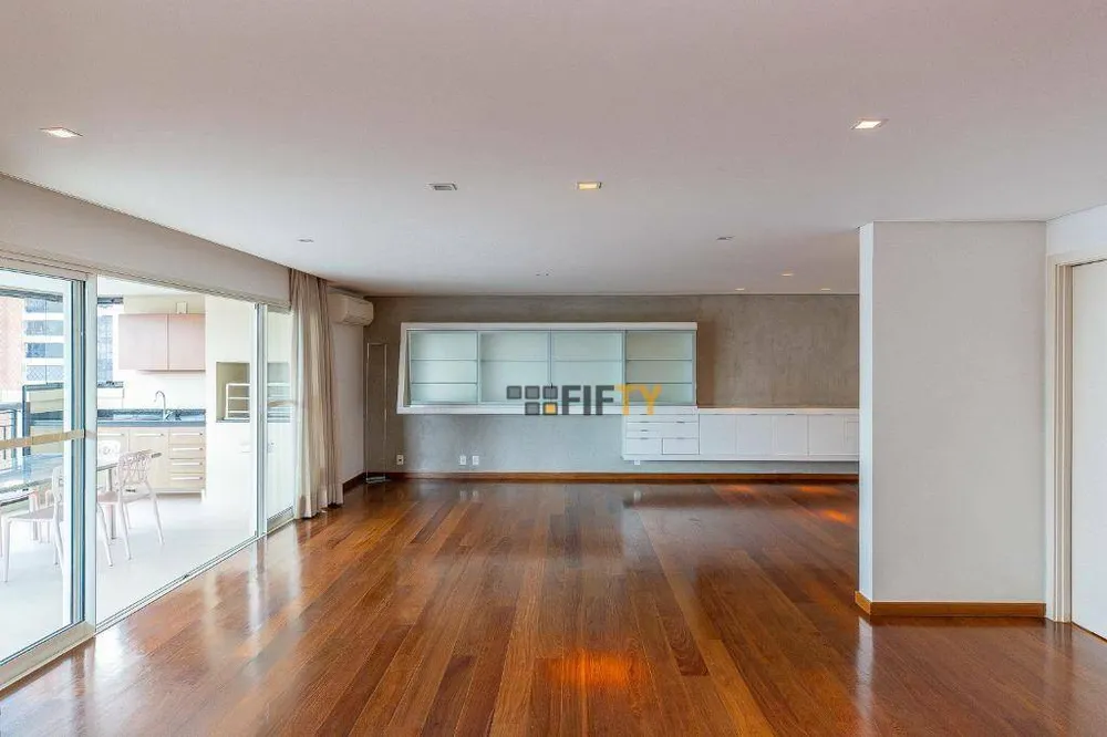 Apartamento, 3 quartos, 234 m² - Foto 3