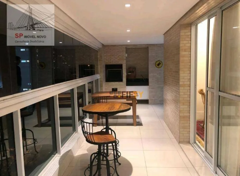 Apartamento, 3 quartos, 145 m² - Foto 1