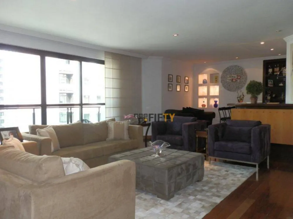 Apartamento, 3 quartos, 240 m² - Foto 4