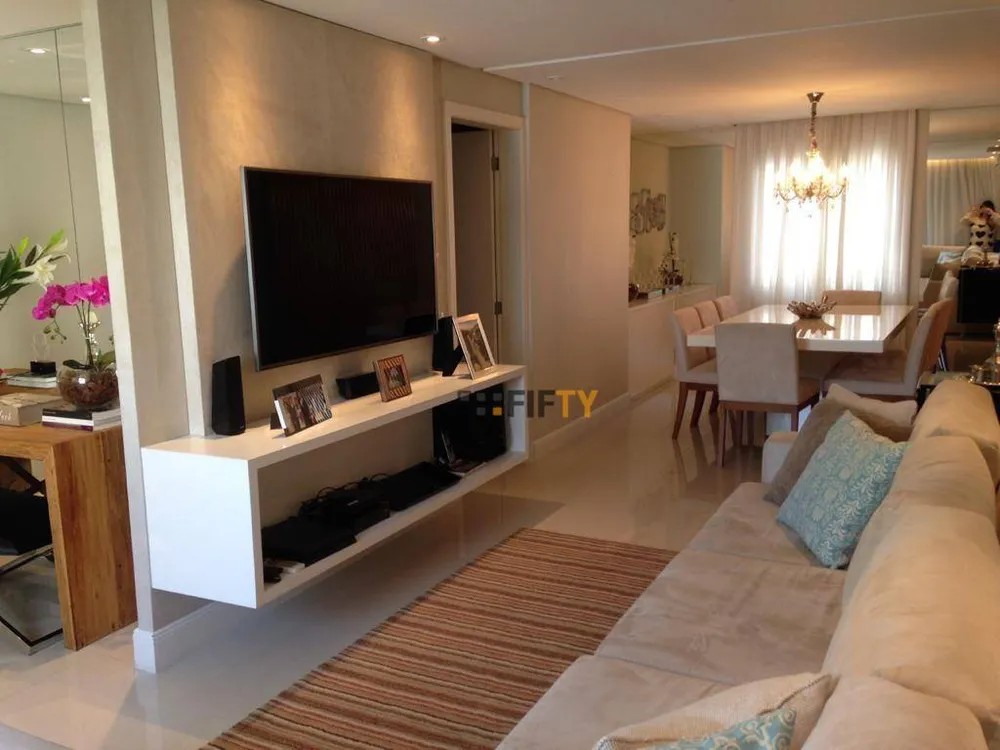 Apartamento, 3 quartos, 120 m² - Foto 1