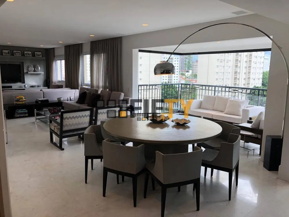 Apartamento, 4 quartos, 200 m² - Foto 1