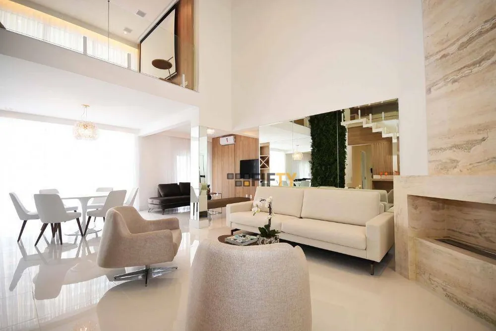 Apartamento, 3 quartos, 180 m² - Foto 1