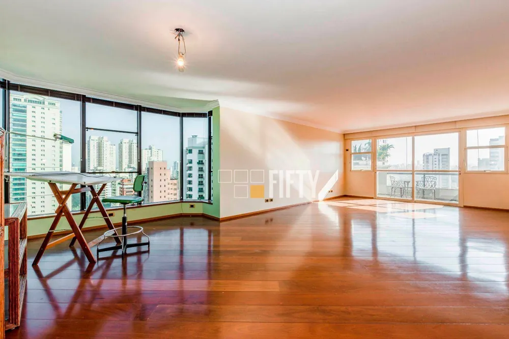 Apartamento, 3 quartos, 236 m² - Foto 4