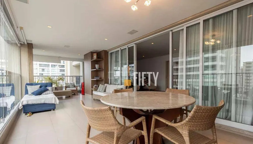 Apartamento, 3 quartos, 223 m² - Foto 4