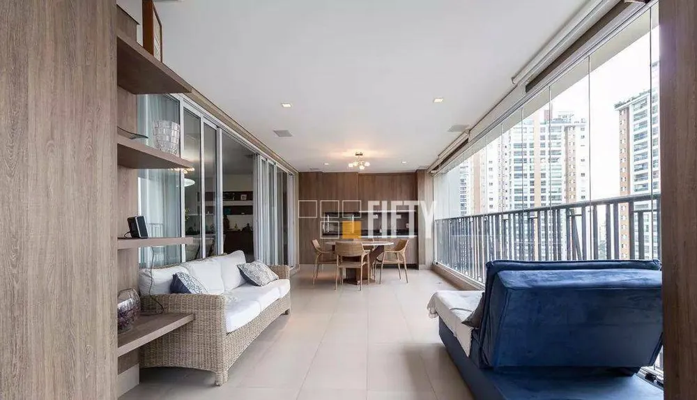 Apartamento, 3 quartos, 223 m² - Foto 2