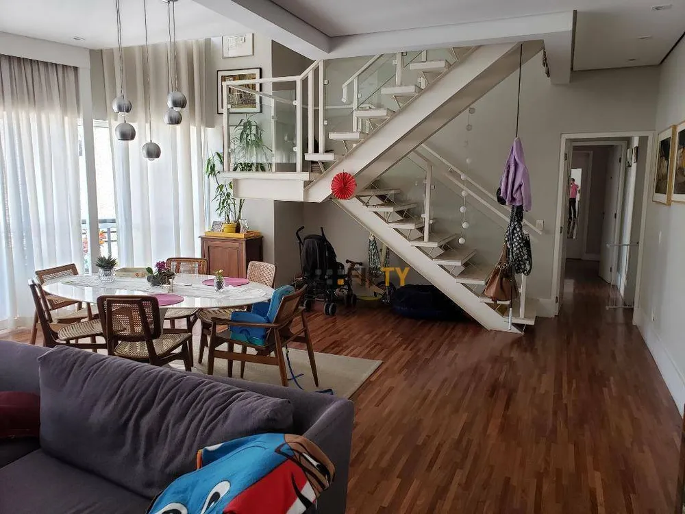Cobertura, 4 quartos, 235 m² - Foto 3
