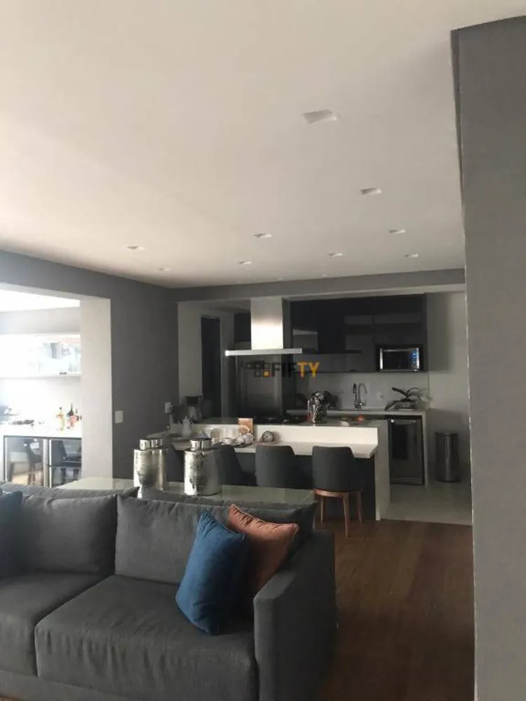 Apartamento, 2 quartos, 131 m² - Foto 1