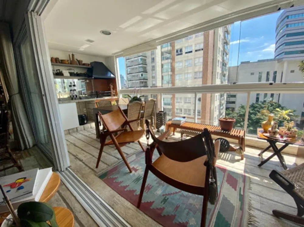 Apartamento, 3 quartos, 120 m² - Foto 1