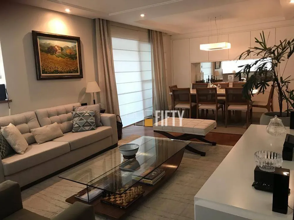 Apartamento, 3 quartos, 155 m² - Foto 1