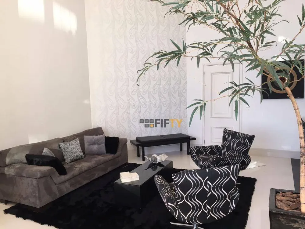 Apartamento, 3 quartos, 142 m² - Foto 1