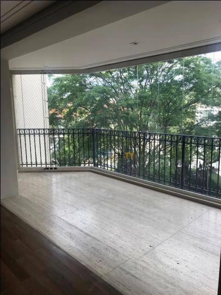 Apartamento, 3 quartos, 260 m² - Foto 2